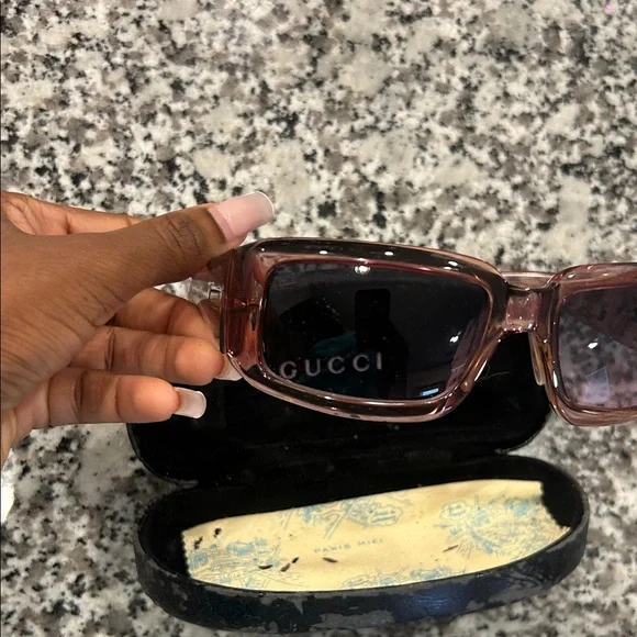 Authentic vintage Y2K Gucci Women's Sunglasses in Rich Brown - Picture 7 of 9